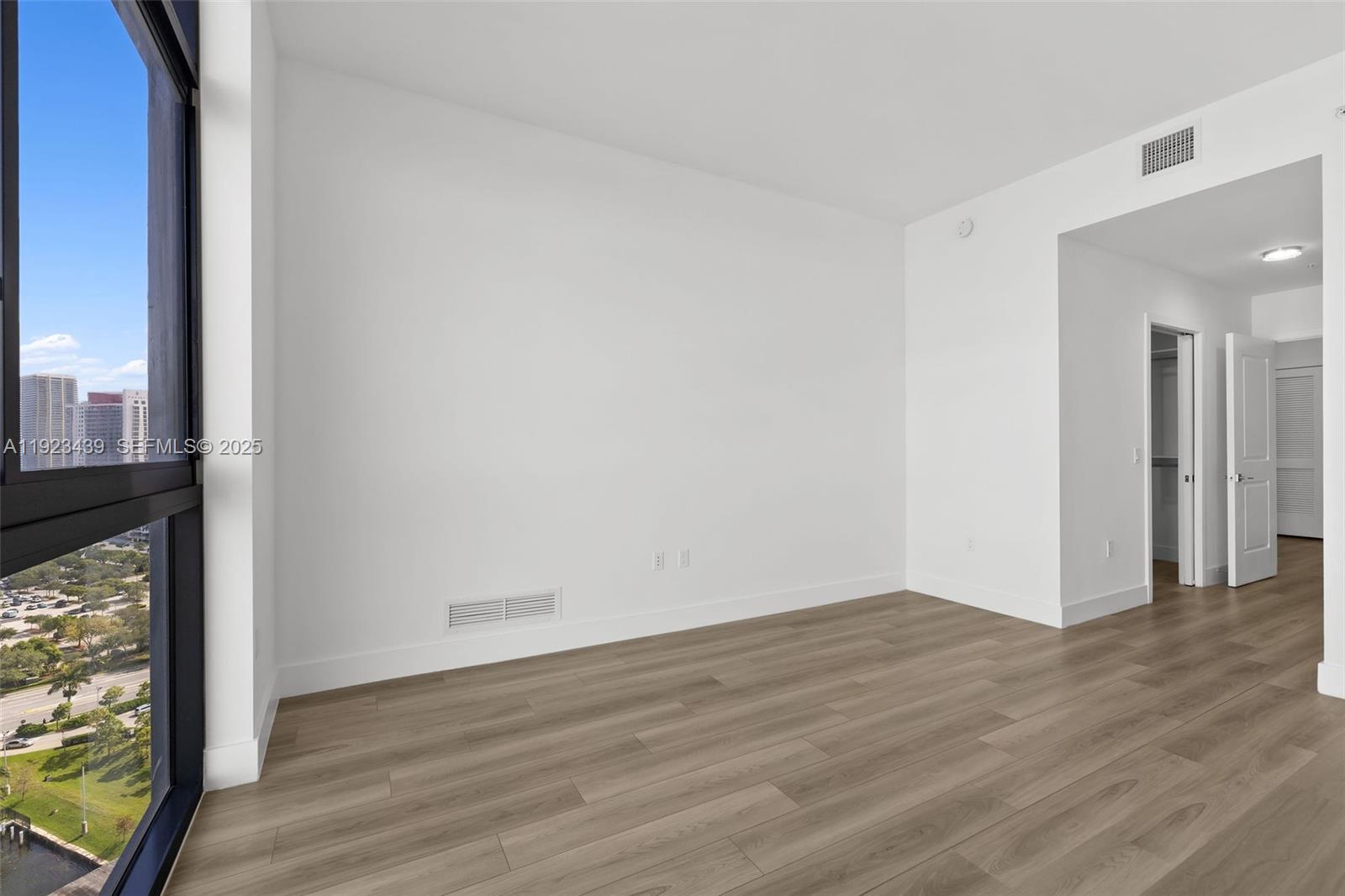 Slate Hallandale - Residential Lease