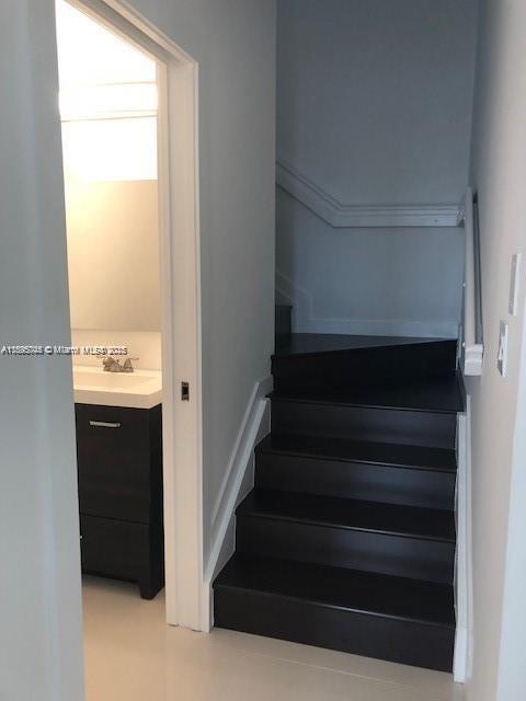 PROMENADE SHORES AT DORAL - Residential