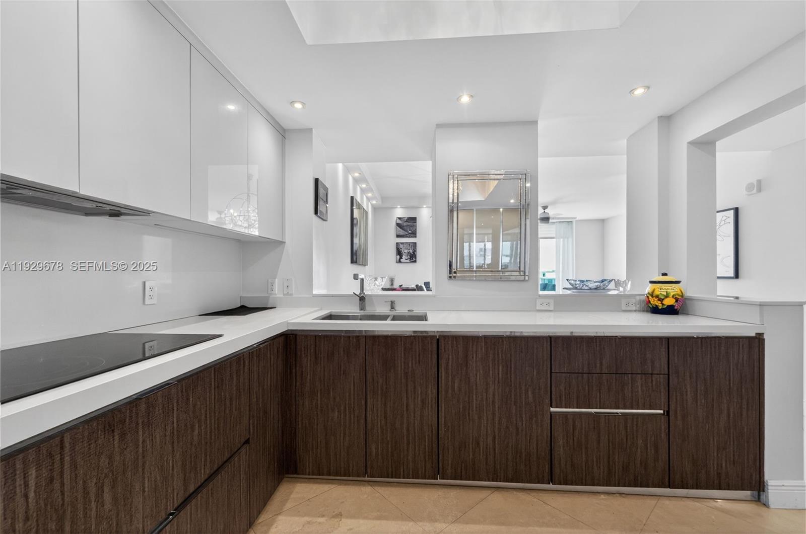 3330 NE 190th St 1519