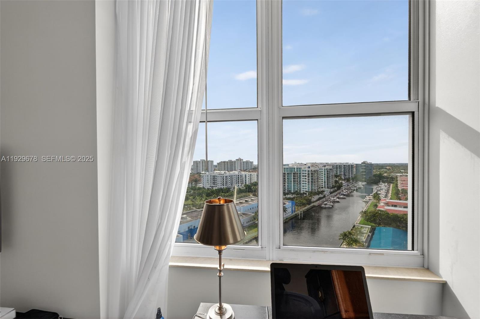 AVENTURA MARINA CONDO NUM - Residential