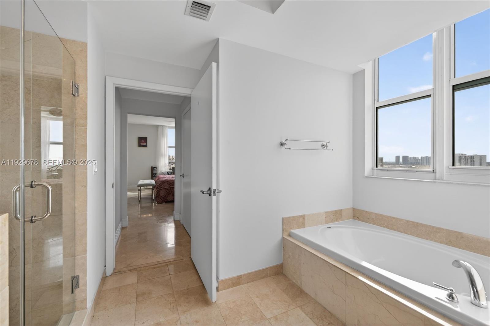 AVENTURA MARINA CONDO NUM - Residential