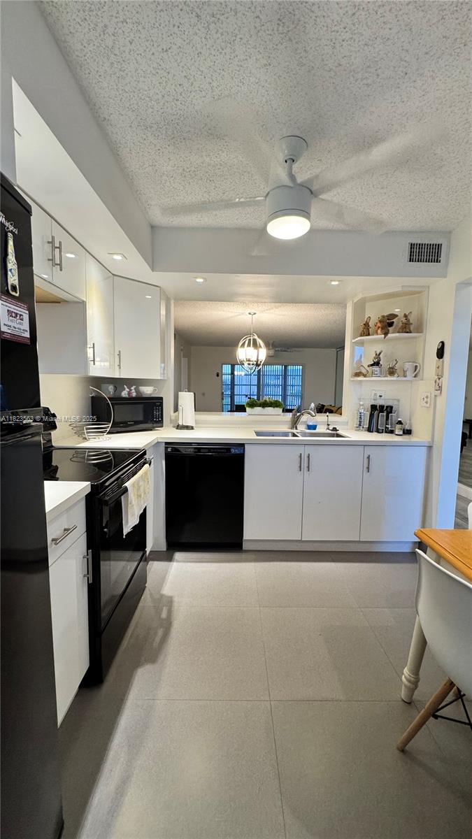 SUNRISE LAKES 187 CONDO - Residential