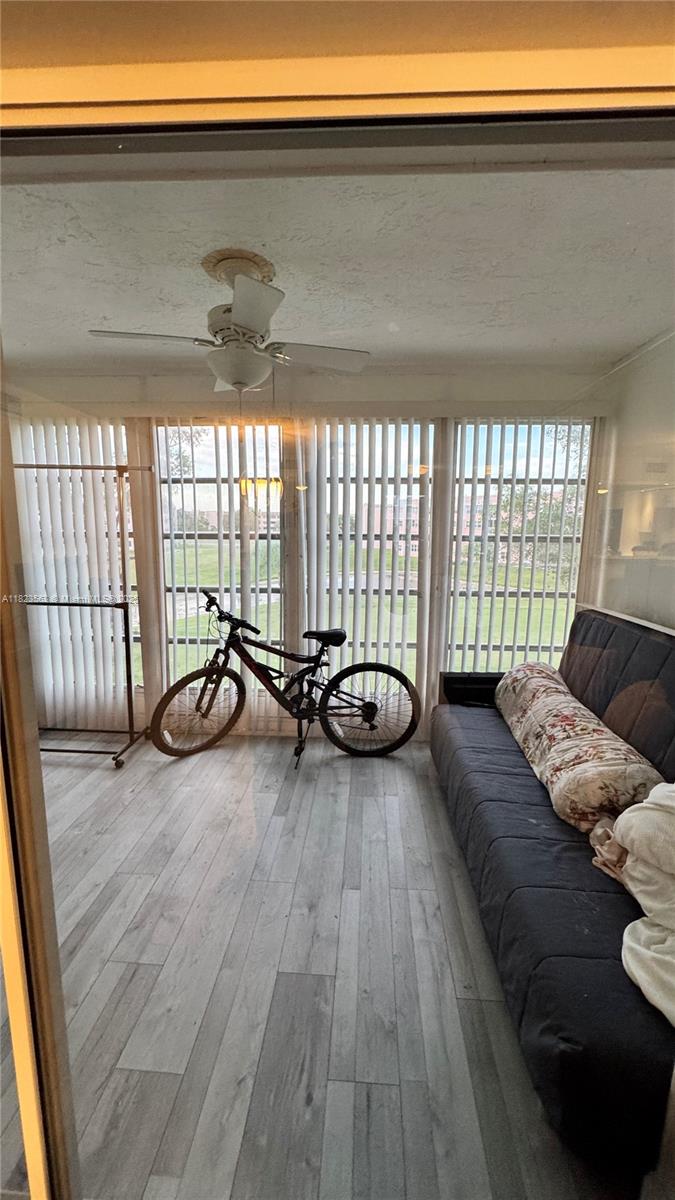 SUNRISE LAKES 187 CONDO - Residential