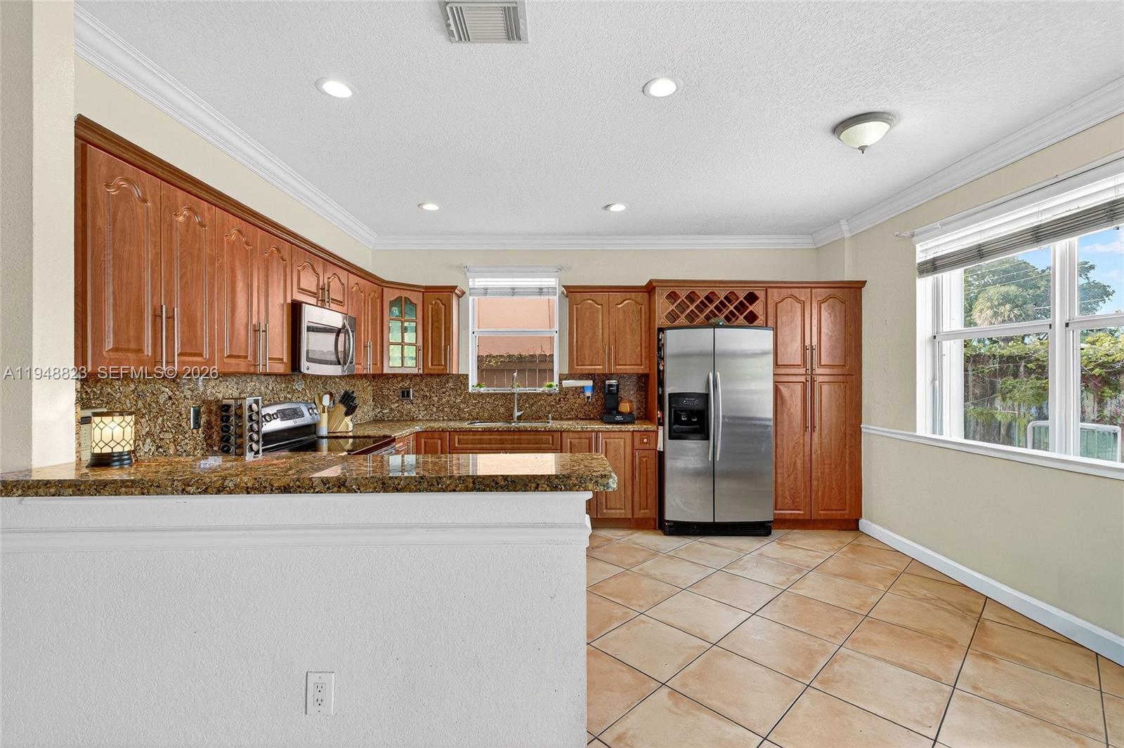 KENDALL COUNTRY ESTATES - Residential