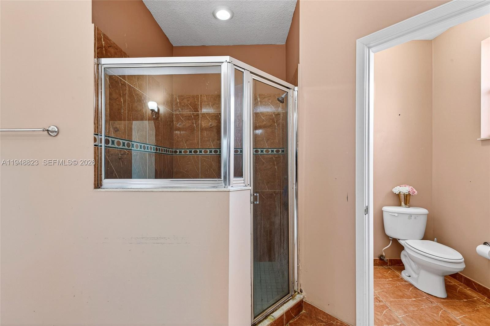 KENDALL COUNTRY ESTATES - Residential