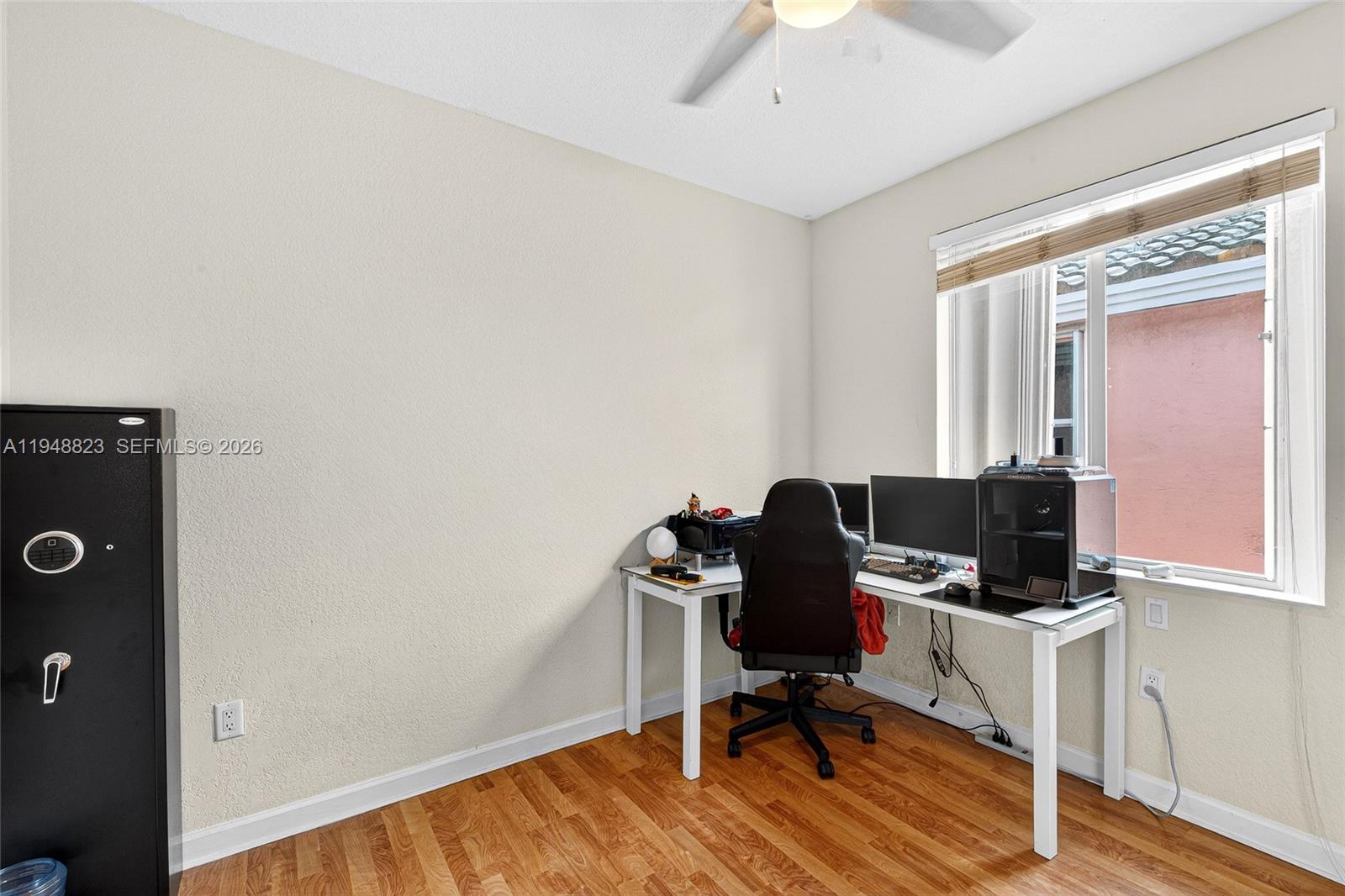 KENDALL COUNTRY ESTATES - Residential