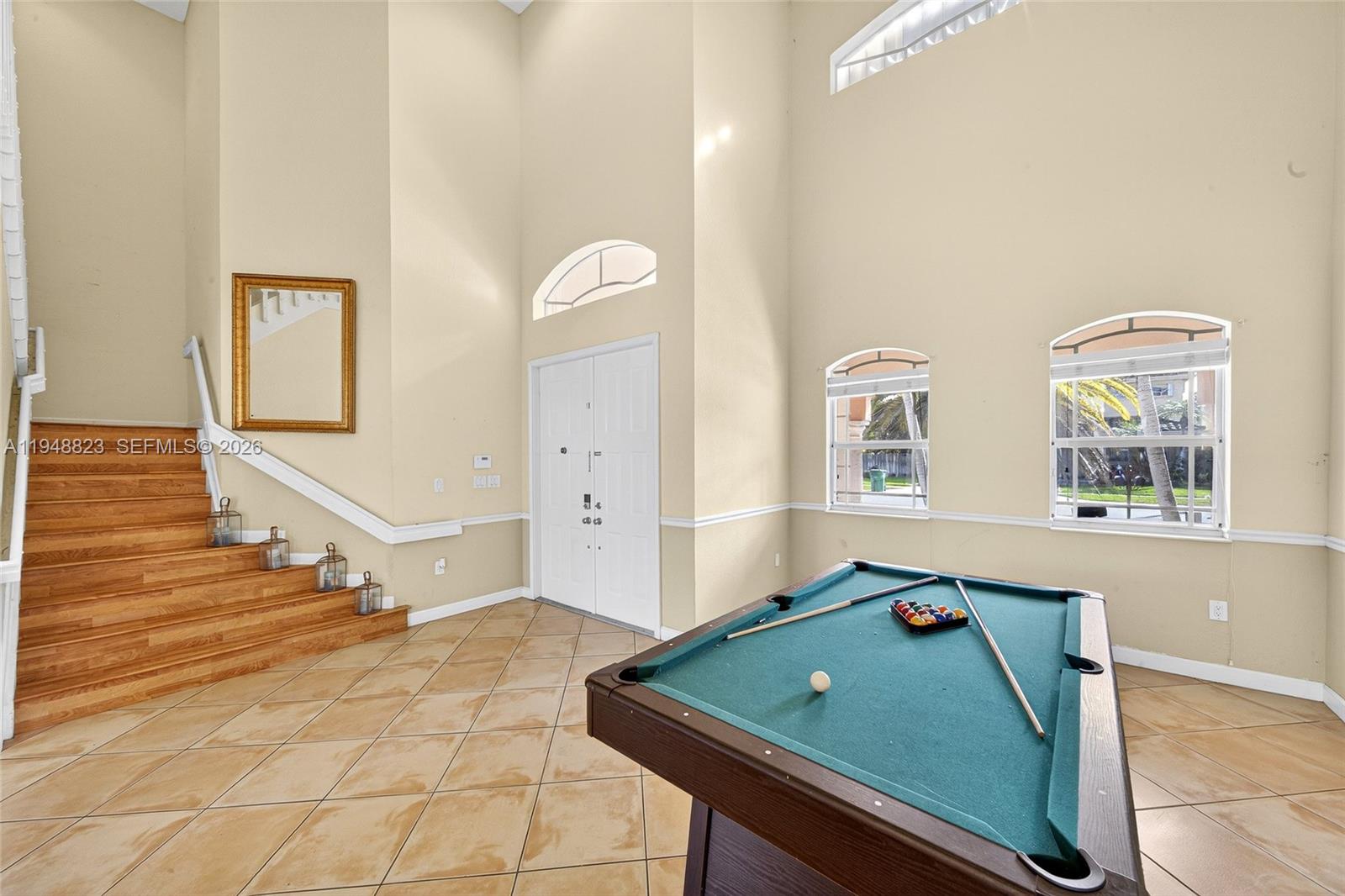 KENDALL COUNTRY ESTATES - Residential