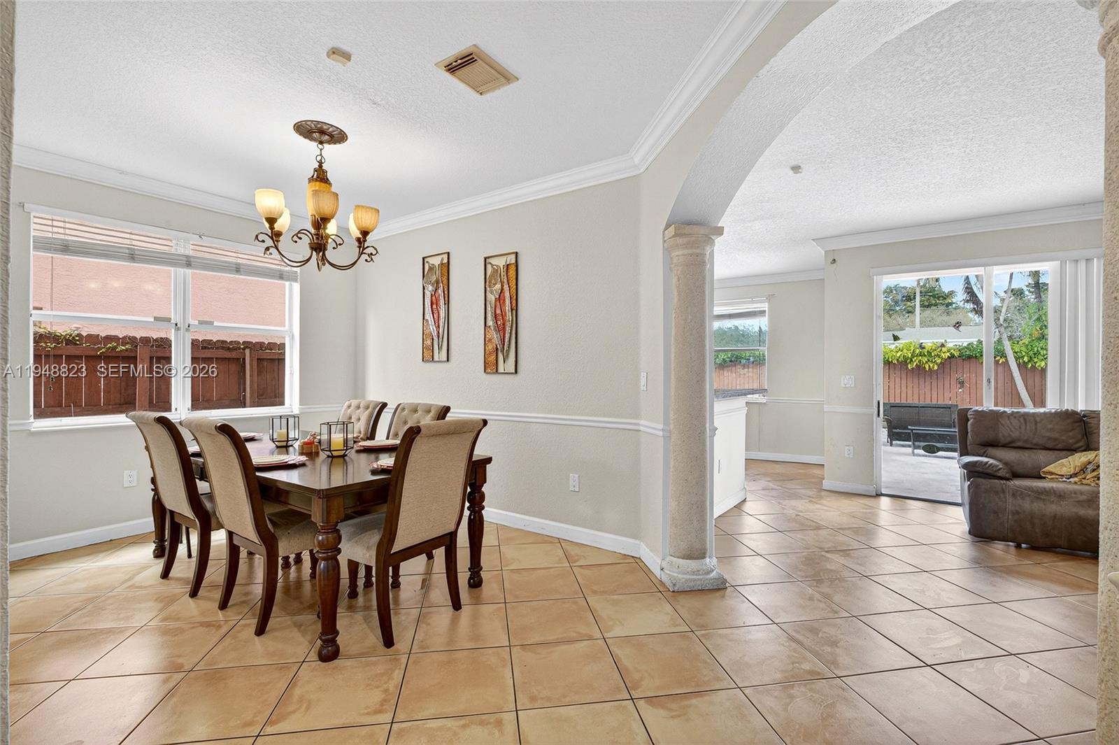 KENDALL COUNTRY ESTATES - Residential