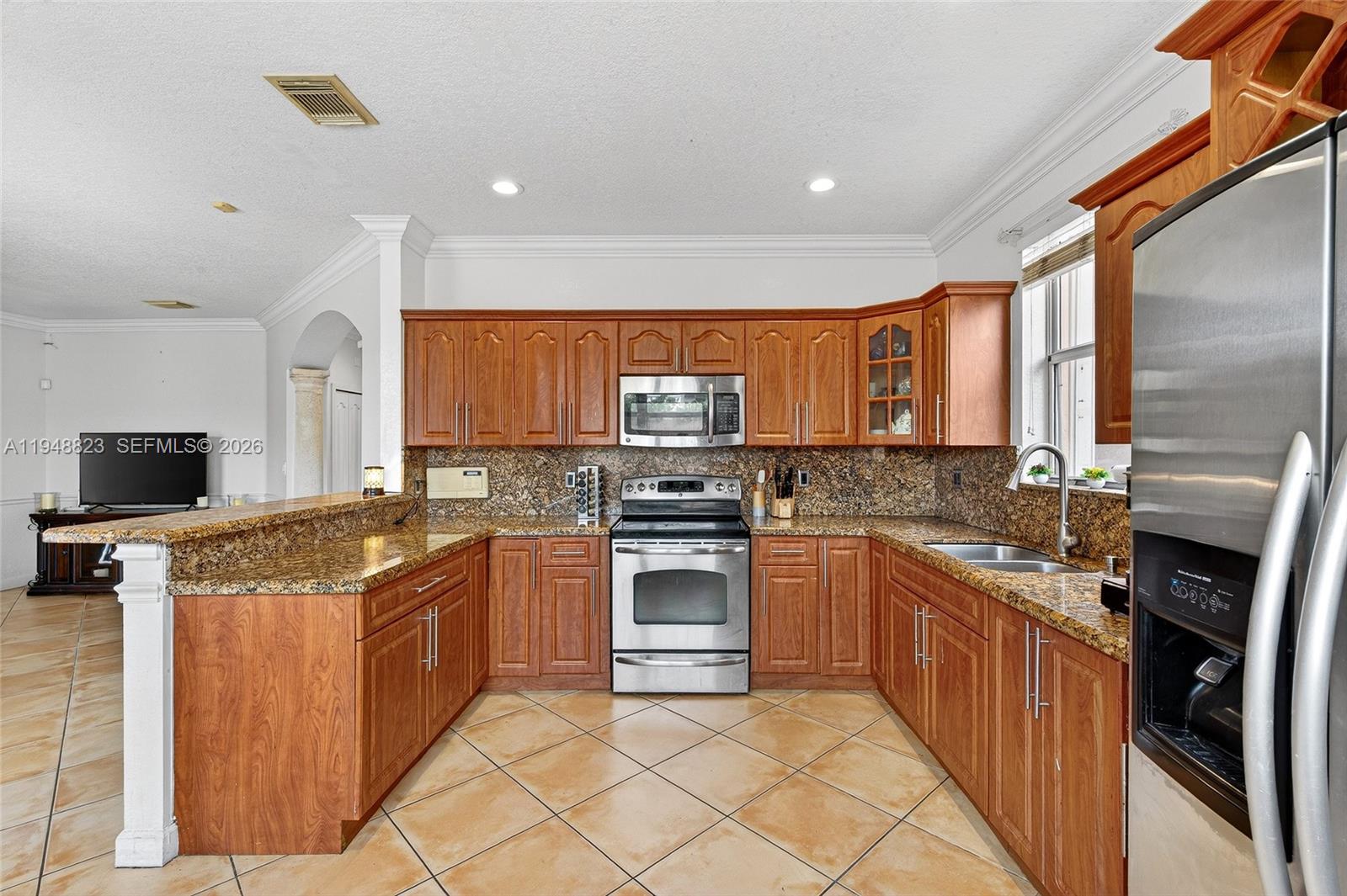 KENDALL COUNTRY ESTATES - Residential