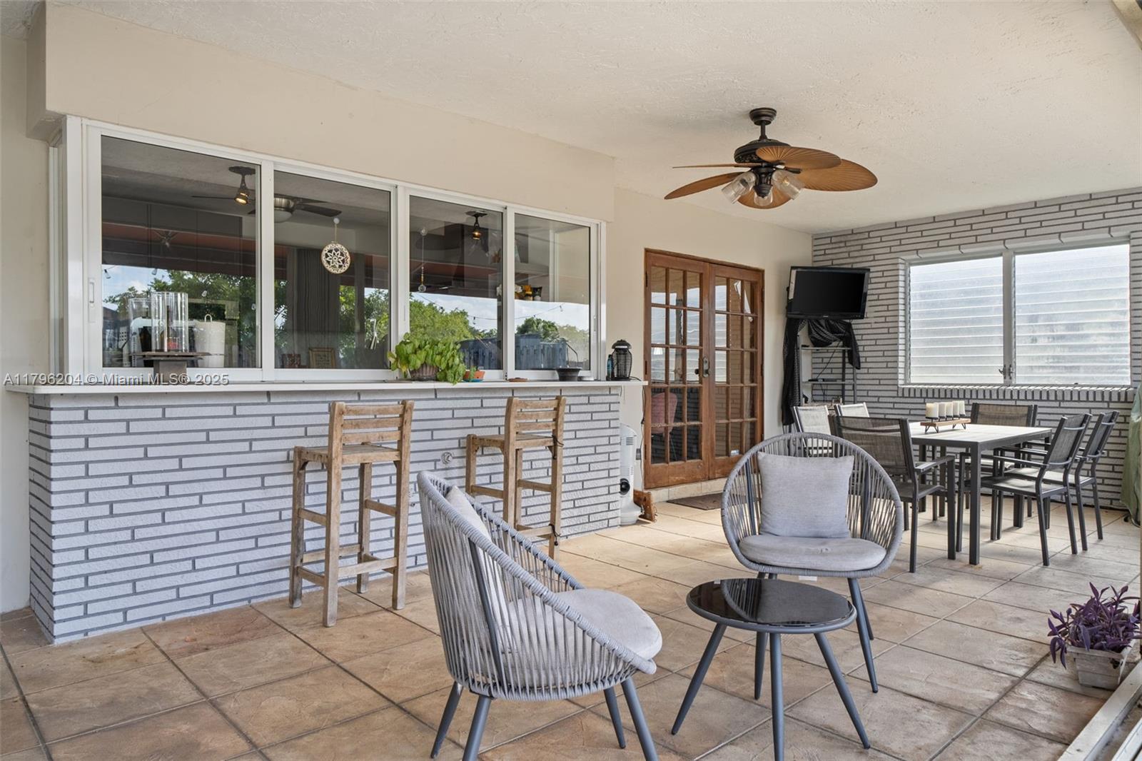 HOLLYWOOD HILLS 1965 - Residential