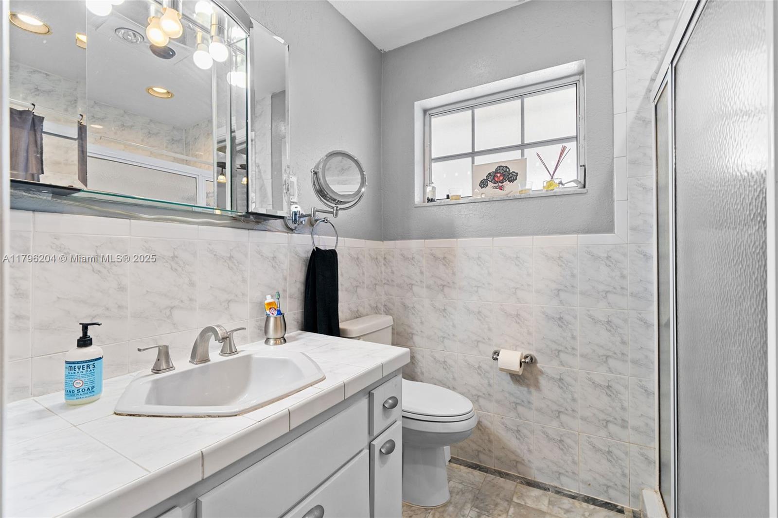 HOLLYWOOD HILLS 1965 - Residential