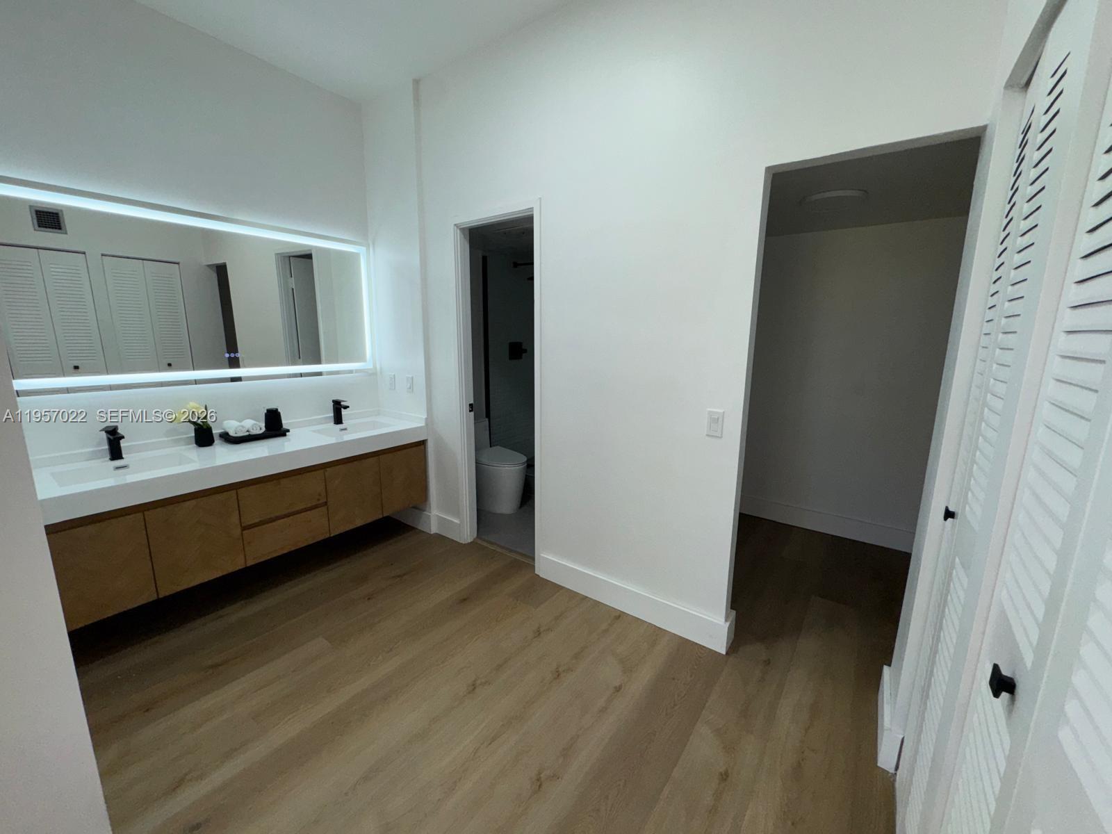 FLAMENCO CONDO TOWER II - Residential