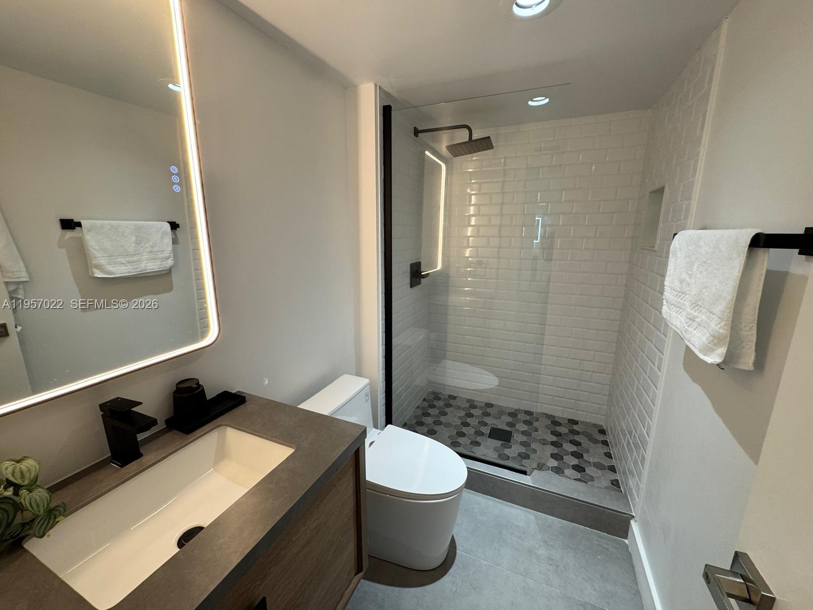 FLAMENCO CONDO TOWER II - Residential