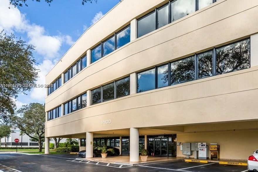 Great space with 3 offices. Wood floor. Plenty of parking spaces, Close to highways, restaurants, schools, and shopping centers.