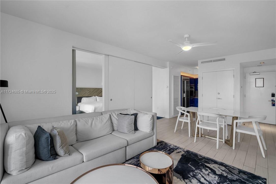 3101 Bayshore Dr 601