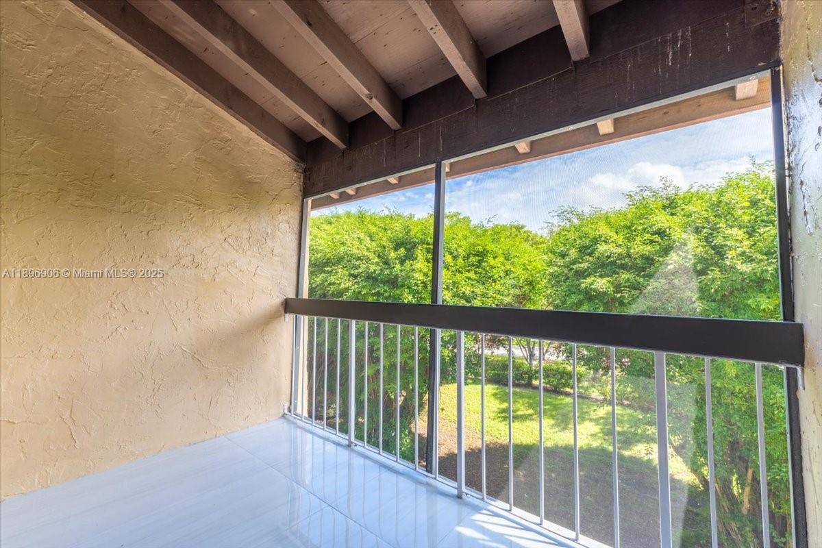 WINDSONG LAKES CONDO - Residential Lease