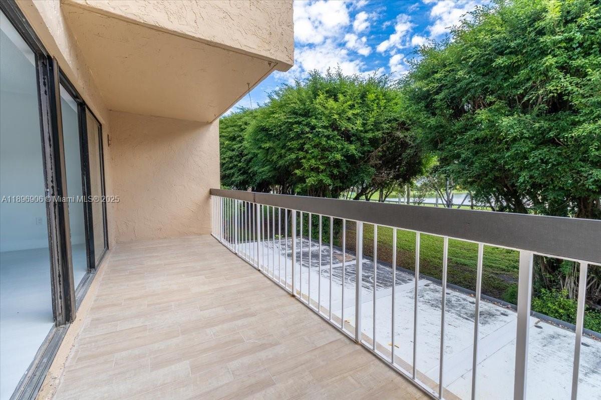 WINDSONG LAKES CONDO - Residential Lease