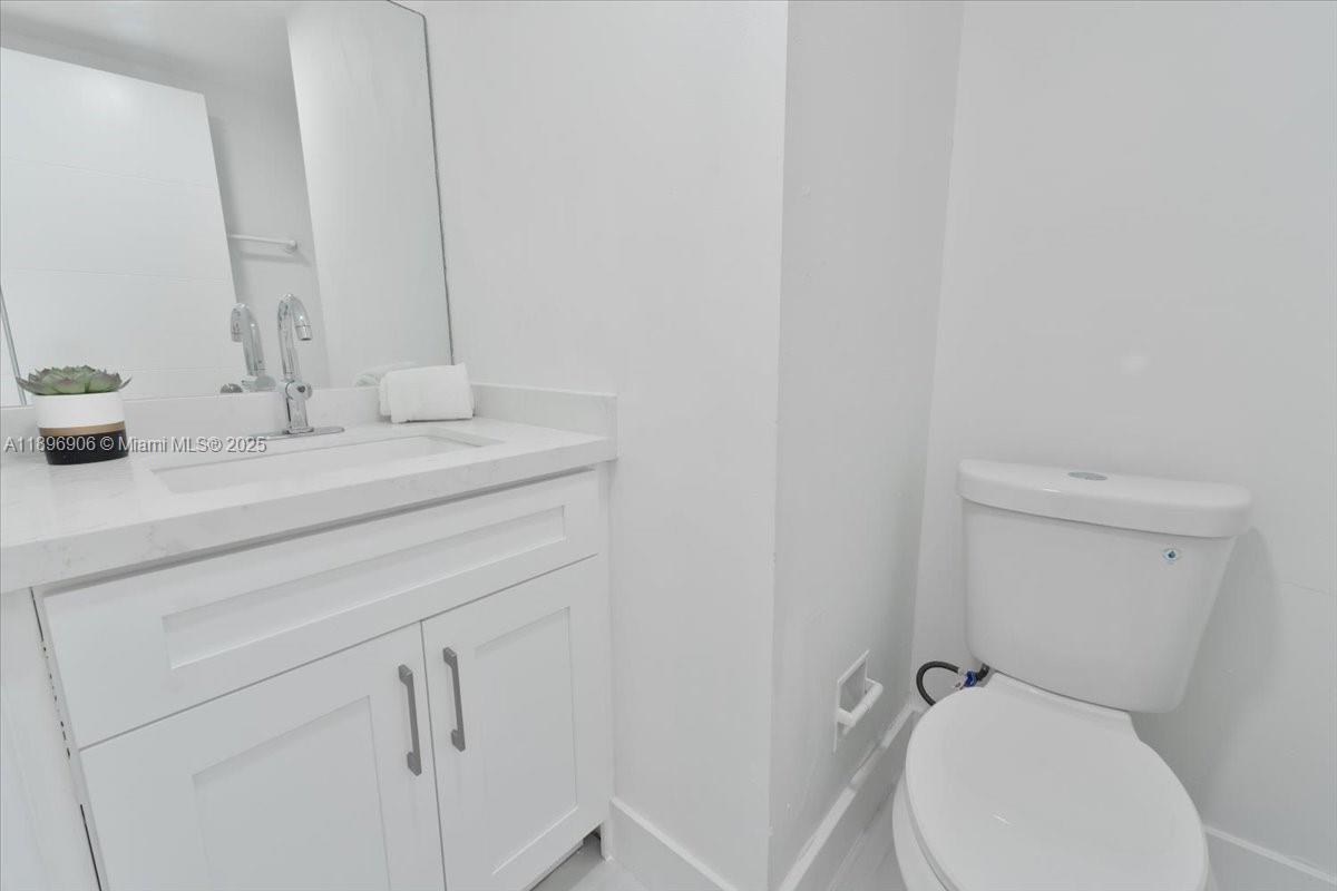 WINDSONG LAKES CONDO - Residential Lease
