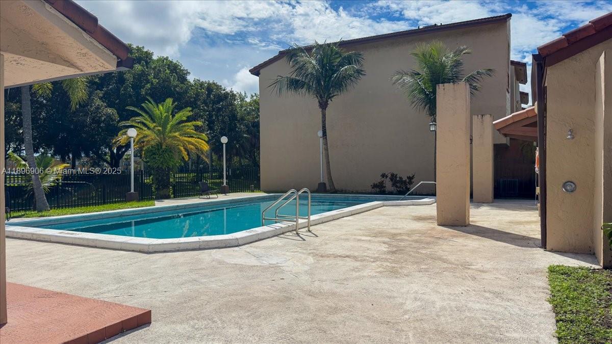 WINDSONG LAKES CONDO - Residential Lease