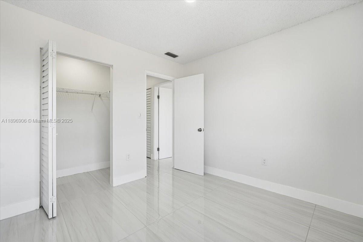 WINDSONG LAKES CONDO - Residential Lease