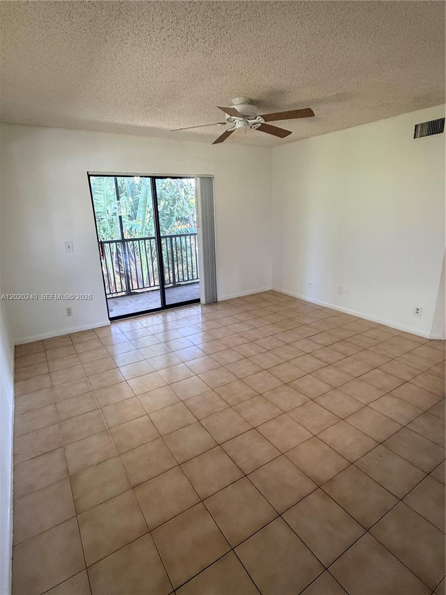 588 Trace Cir 202