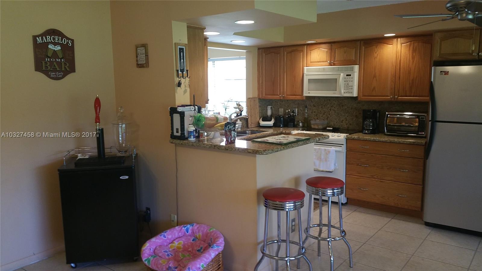 BOCA FONTANA - Residential Lease