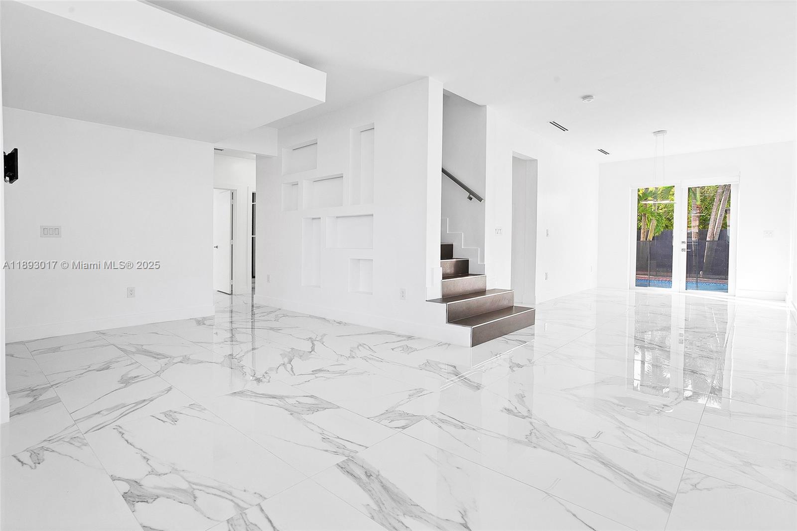 DEER CREEK ESTATES - Residential Lease