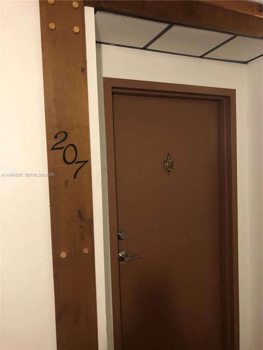 Photo of 210 Lakeview Dr #207, Weston, FL 33326 (MLS # A11946595)