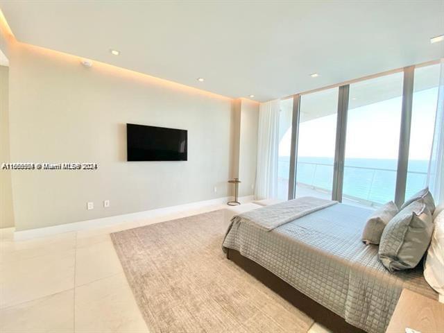 JADE SIGNATURE CONDO - Residential