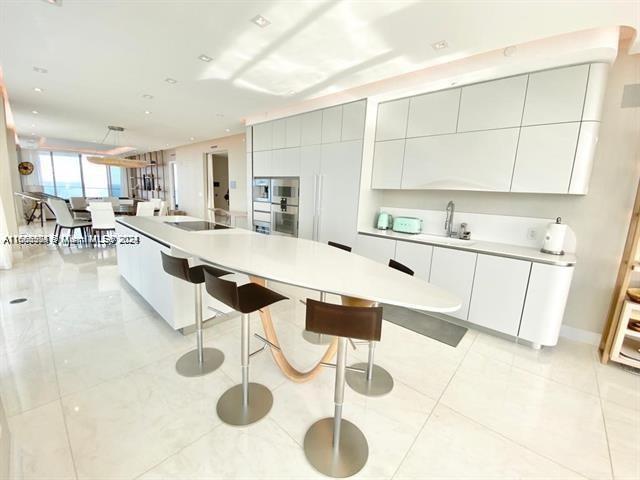 JADE SIGNATURE CONDO - Residential