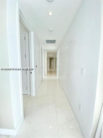 JADE SIGNATURE CONDO - Residential