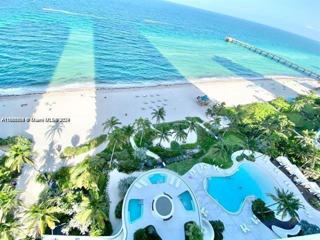 JADE SIGNATURE CONDO - Residential