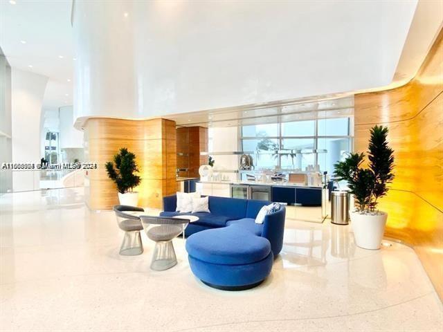 JADE SIGNATURE CONDO - Residential