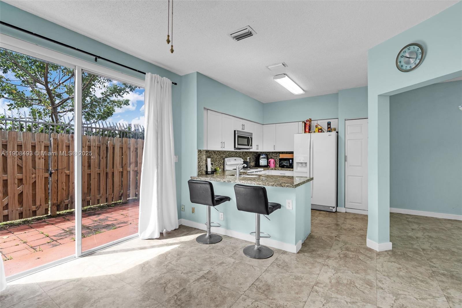 SIERRA RIDGE CONDO H - Residential