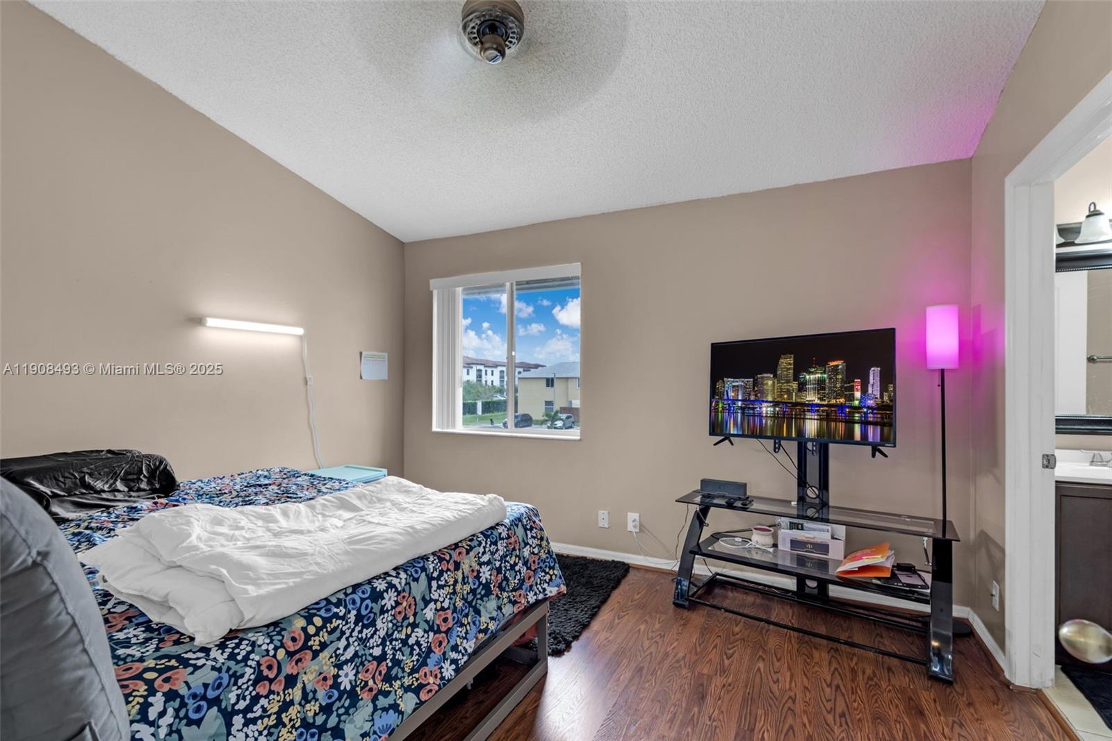 SIERRA RIDGE CONDO H - Residential