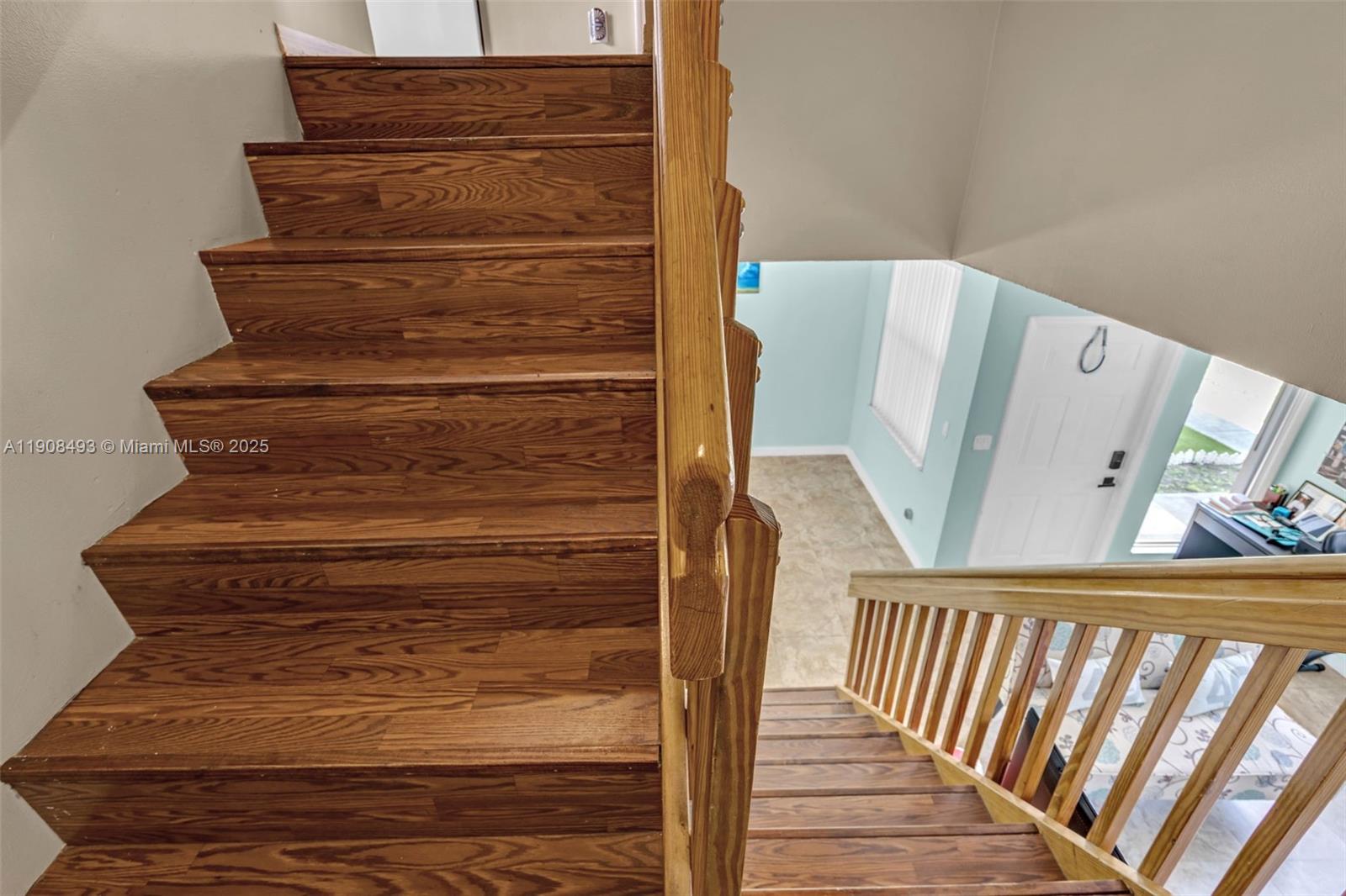 SIERRA RIDGE CONDO H - Residential