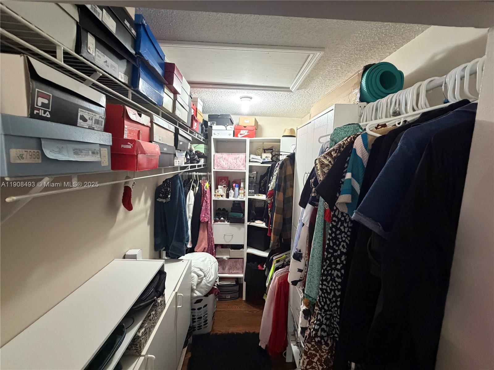 SIERRA RIDGE CONDO H - Residential