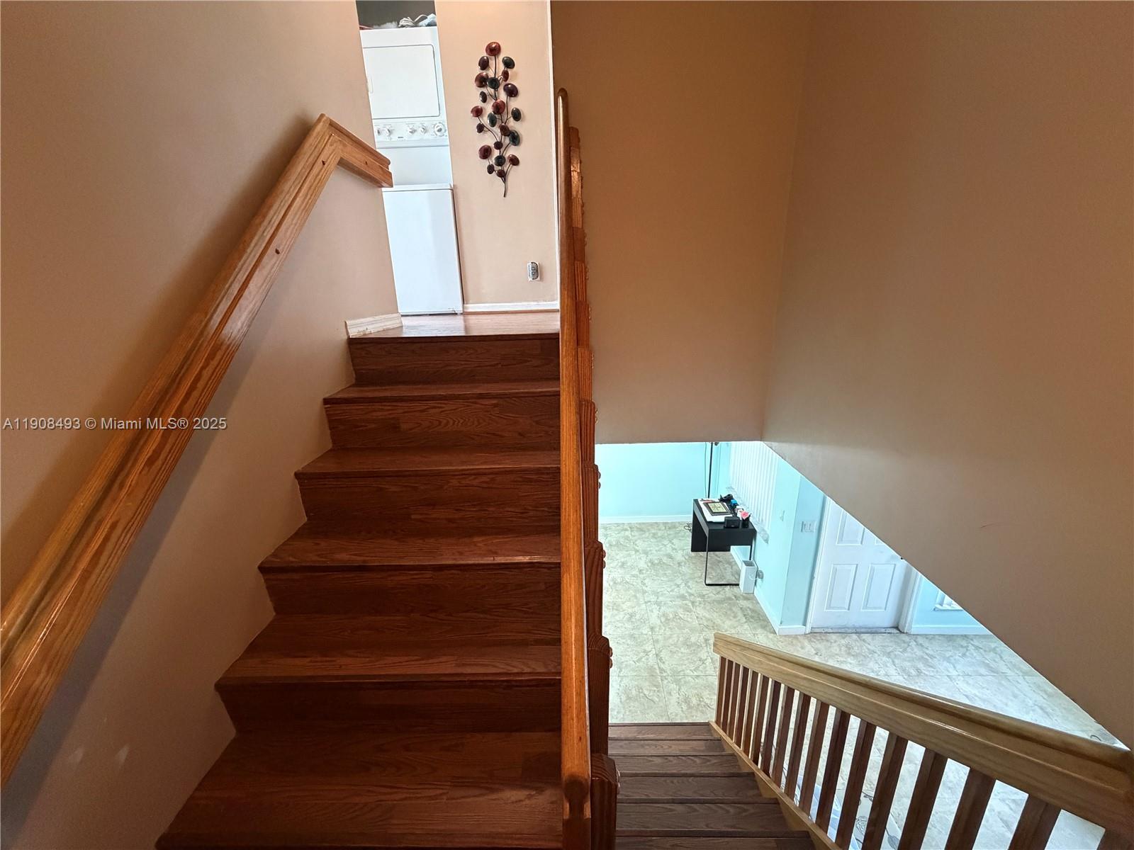 SIERRA RIDGE CONDO H - Residential