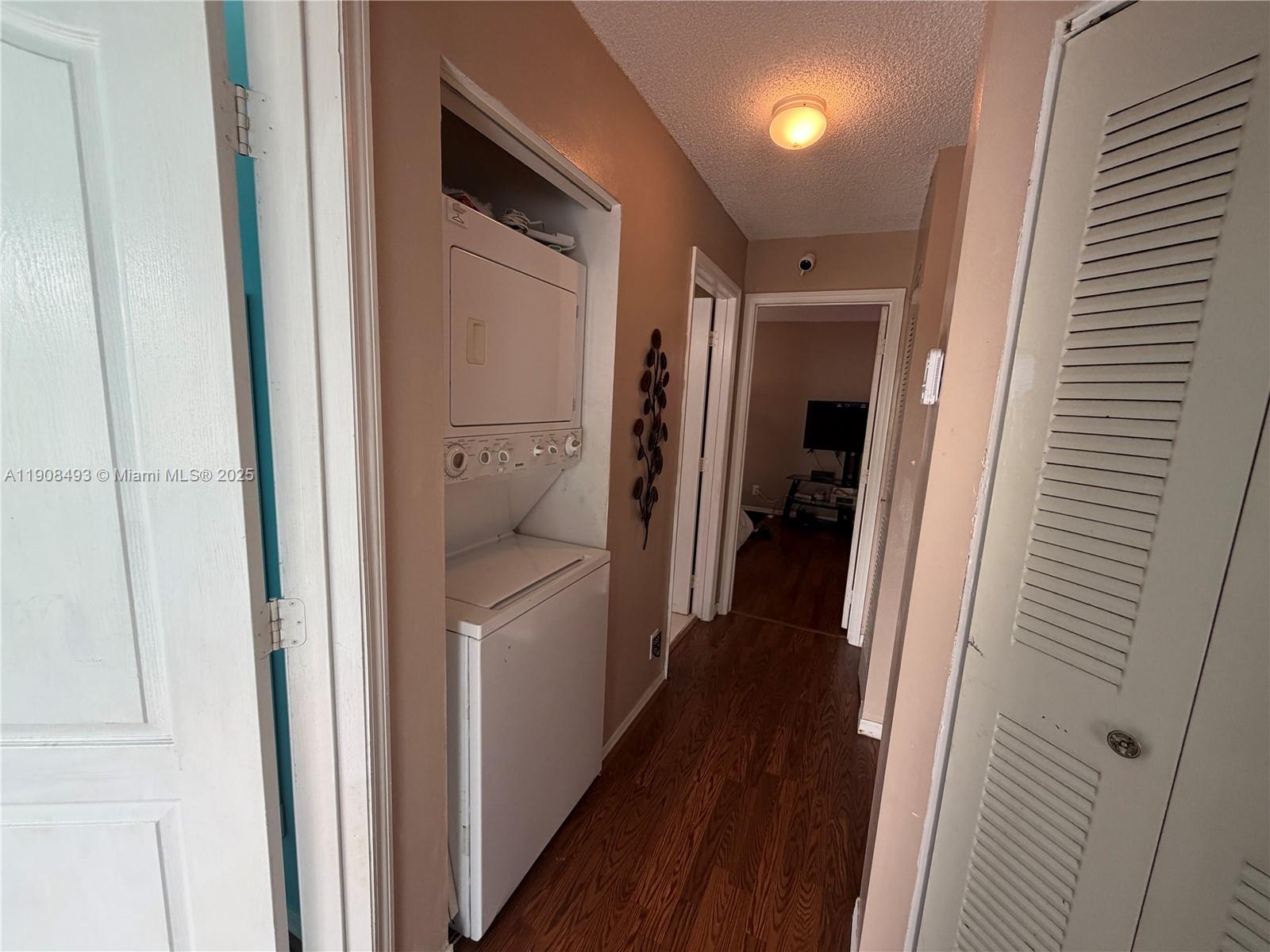 SIERRA RIDGE CONDO H - Residential