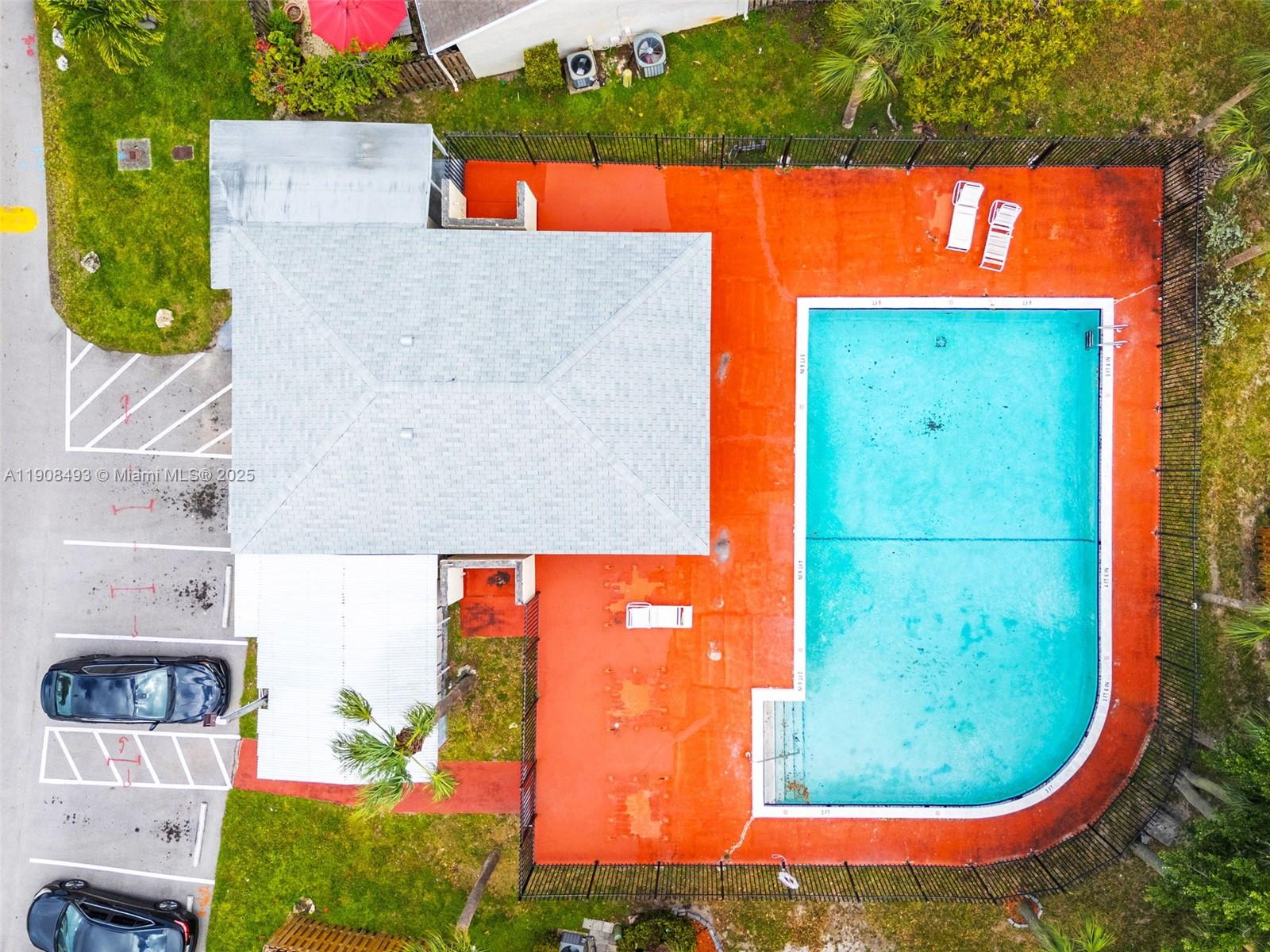 SIERRA RIDGE CONDO H - Residential