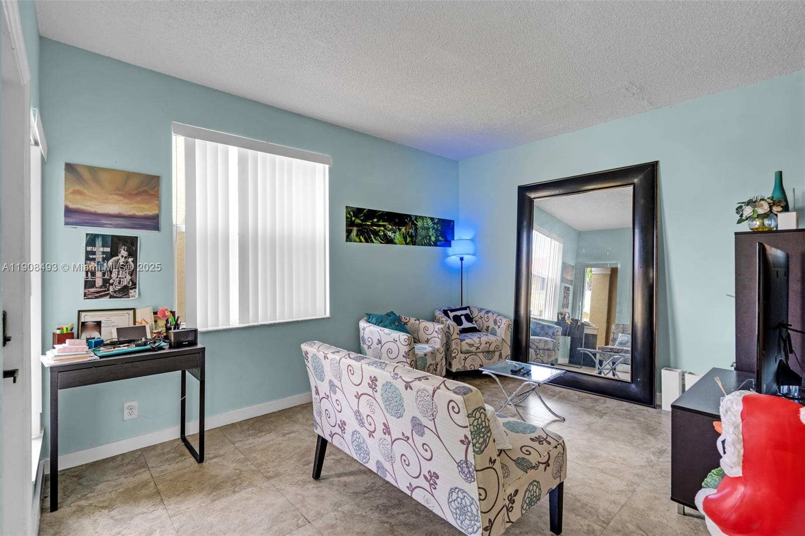 SIERRA RIDGE CONDO H - Residential