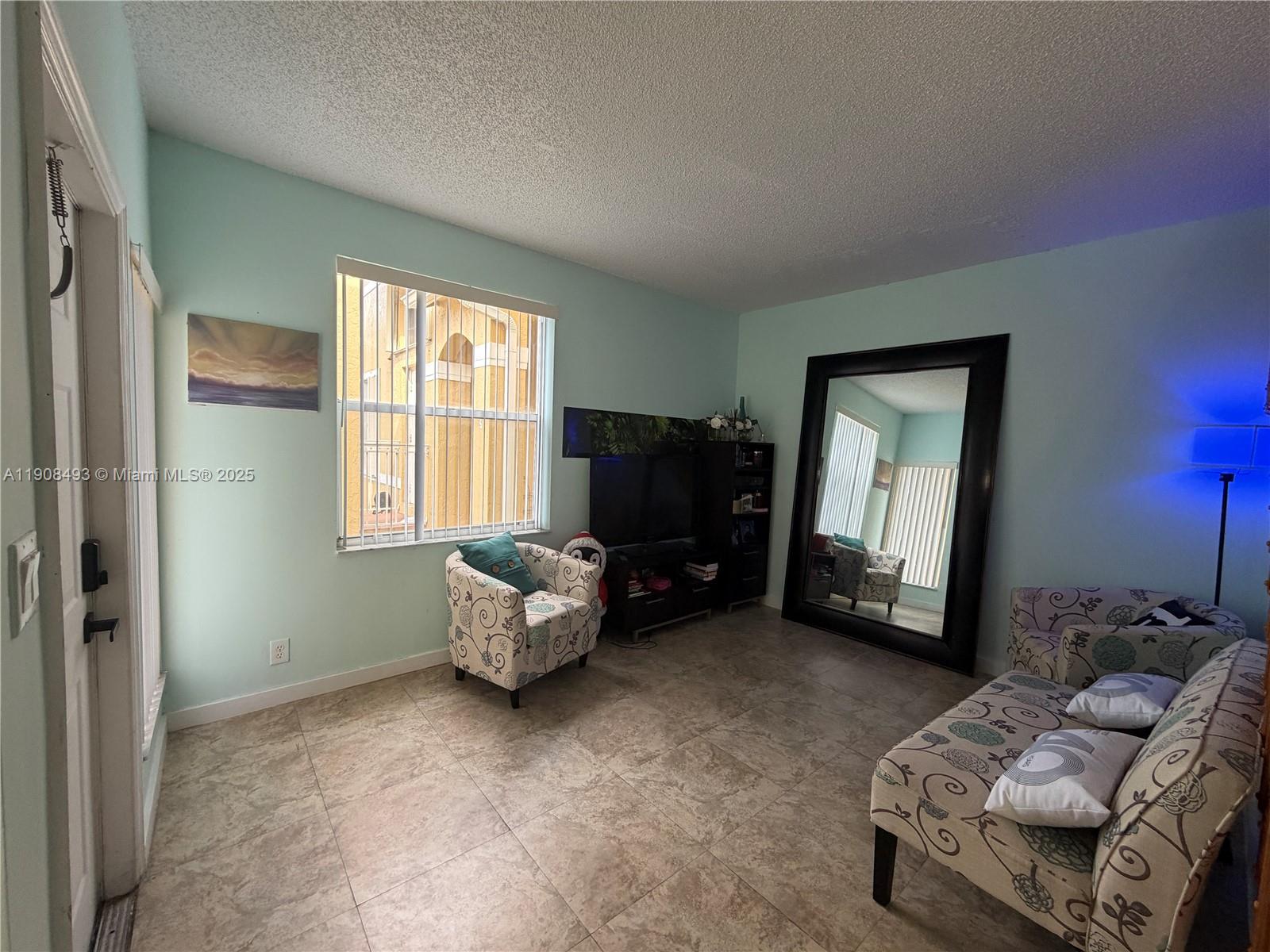 SIERRA RIDGE CONDO H - Residential