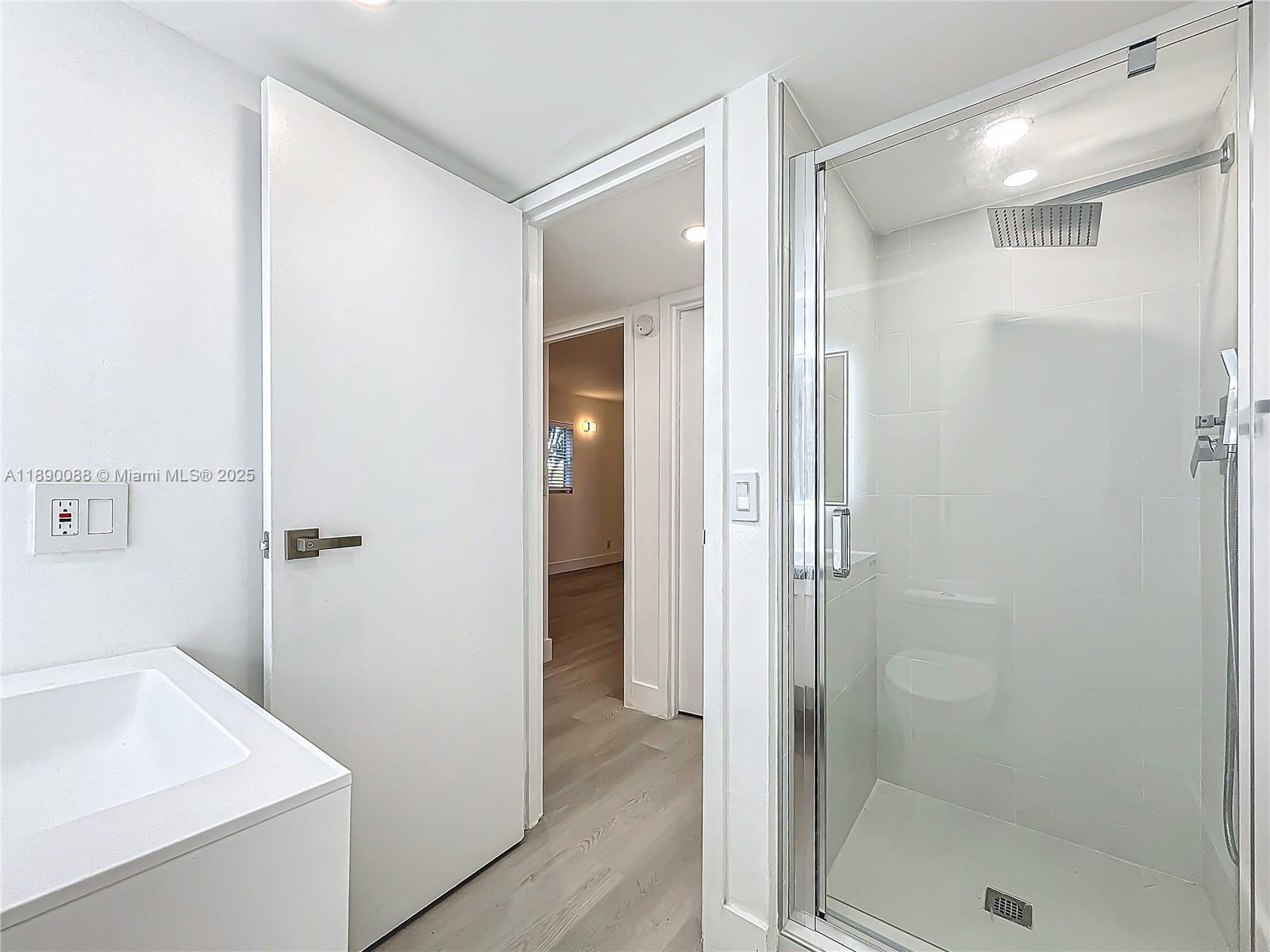 KINGS POINT MONACO CONDOS - Residential