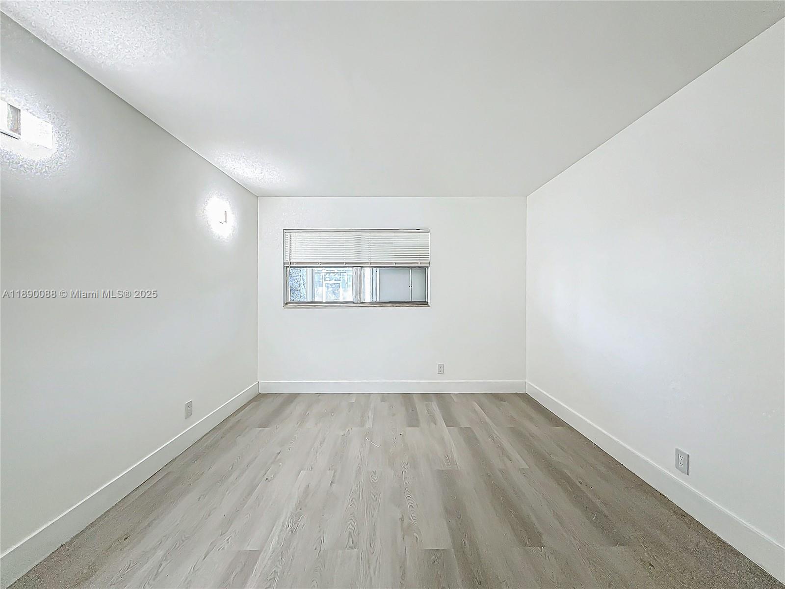 KINGS POINT MONACO CONDOS - Residential