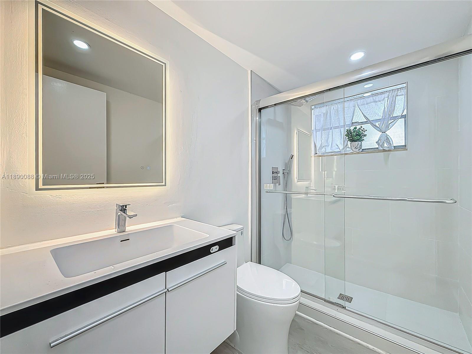 KINGS POINT MONACO CONDOS - Residential