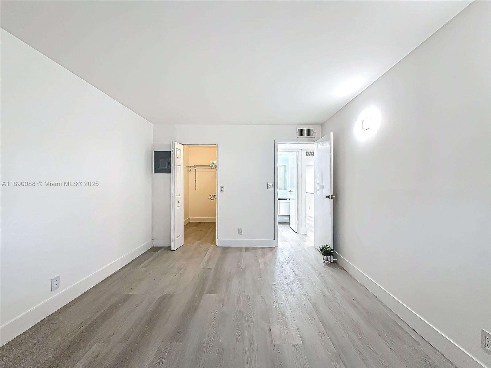 KINGS POINT MONACO CONDOS - Residential