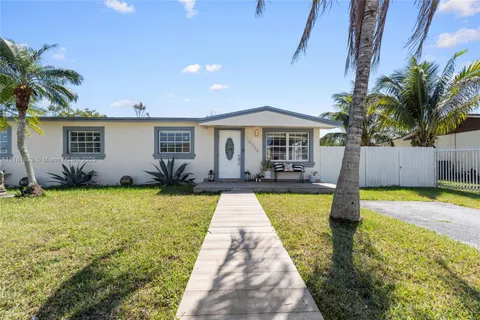 MLS: A11761829