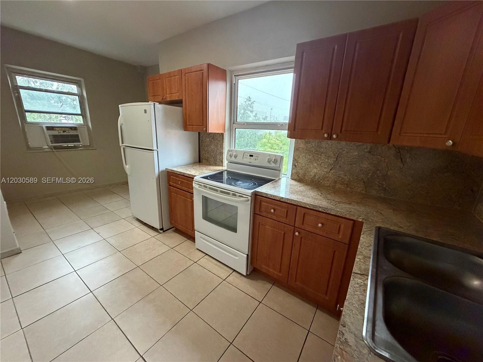 1420 NW 26th Ave top