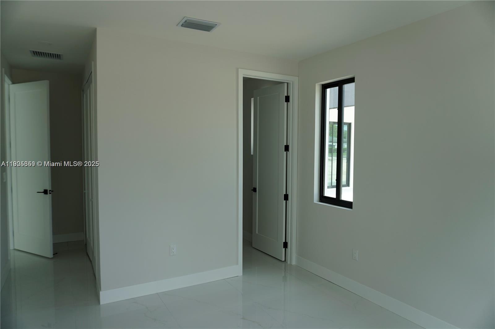 OAK SHIRE HOMES - Residential