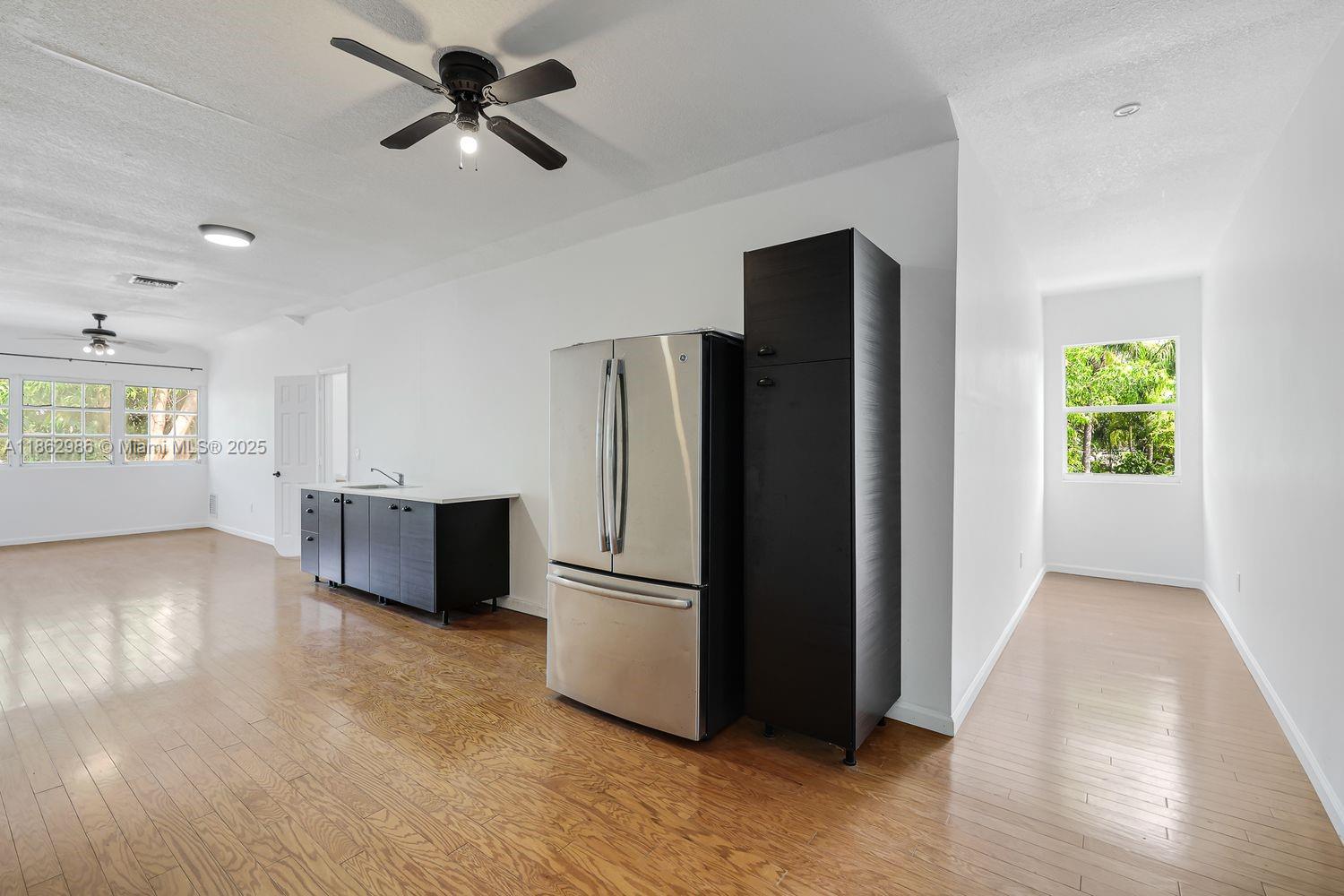 PARADISE GROVE - Residential